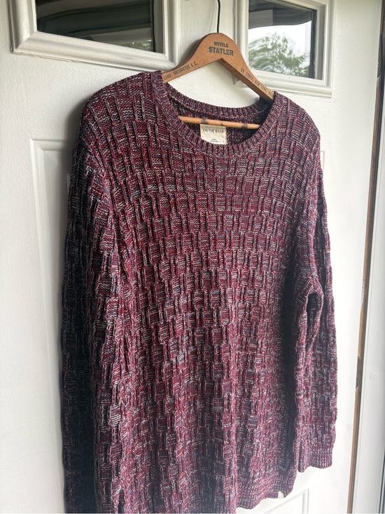 on the byas Sweaters - On The Byas L Burgundy Textured Crewneck Sweater 100% Cotton